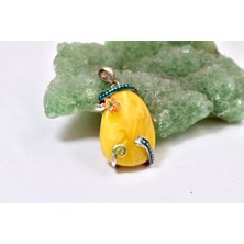 Doğaltaş Damla Kehribar Mine Işlemeli Gümüş Kolye