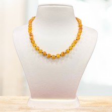 Doğaltaş Damla Kehribar Taşı Kolye (Mat) (Sertifikalı Özel Seri)