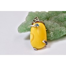 Doğaltaş Damla Kehribar Mine Işlemeli Gümüş Kolye