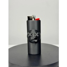 FunkyFlame Dead Face Emoji Hediyelik Koleksiyonluk Çakmak – Siyah Minimal Seri – Özel Tasarım (Çakmak Dahil)