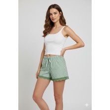 MELENERS Çizgili Penye Kadın Ev Şortu Bacak Dantel Detaylı Ev Giyim Yeşil
