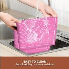 Hamur Açma Matı ve 3'lü Hamur Kesici Kazıyıcı Şekillendirici Seti