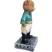 Ayko Ayıcık Biblo Figürü – Yeşil Gömlekli ve Çizmeli Şık Heykel, Ev, Ofis Dekoru Için Ideal, Hediyelik Biblo | Dekormıx