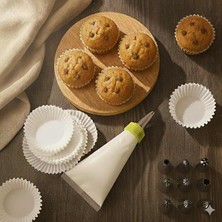 Sıkma Torbası Seti (9 Çelik Uç + 100'LÜ Renkli Muffin Kağıdı) – Pasta Süsleme ve Cupcake Yapımı Için Pratik Set