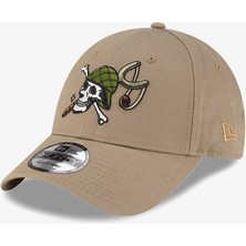 New Era x One Piece Usopp Kahverengi Şapka, Standart Kalıp ile Rahat Kullanım Sunar