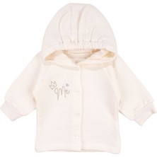 by BebekOdam Kız Bebek Ekru Kapitoneli Kapüşonlı Çıtçıtlı Me Nakışlı Hırka - 1016602