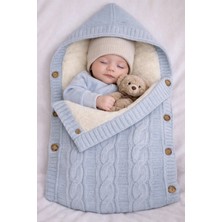 % 100 Organik Içi Polarlı Kapüşonlu Düğme Detaylı Triko Bebe Kundağı 75 x 40 cm