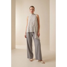 Setre Ekru-Gri Bağlama Detaylı, Desenli Kolsuz Rahat Kesim Bluz