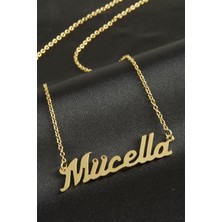 Renklime Mücella Isimli Kolye (Kişiye Özel)