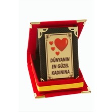 Renklime Dünyanın En Güzel Kadınına Kırmızı Plaketi Standart Beden Hediye Seti