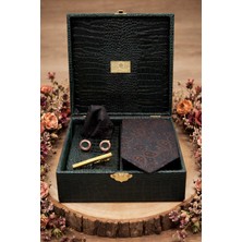 Kravatkolik Yeşil Erkek Hediye Kutusu - Kravat Mendil Kol Düğmesi Kravat Iğnesi Set KMK172