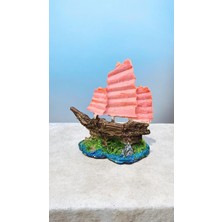 Medusa Gemi Temalı Akvaryum Dekoru