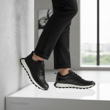 By Barretti Tırtıklı Taban Siyah Motifli Sneaker