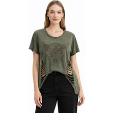 Erline Kadın Taşlı Cut-Out Detaylı T-Shırt