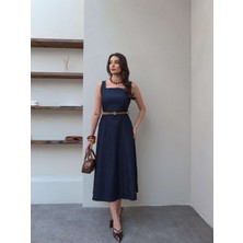 Esra Helvacı Kare Yaka Kemerli Midi Elbise