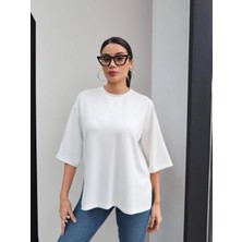 Cemo Kadın Oversize Yarım Kol Bisiklet Yaka Yan Yırtmaçlı Basic Tişört