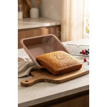 Evle Kare Silikon Fırın Kalıbı – Derin Yapılı, Yapışmaz Kek & Brownie Kalıbı (26 x 26 cm)