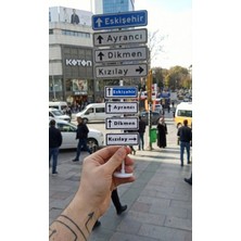 Meşhur Kızılay Tabelası