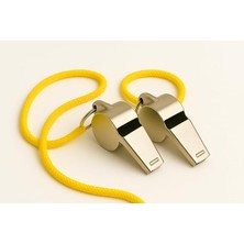 Store Profesyonel Metal Hakem ve Acil Durum Düdüğü – Yüksek Sesli, Dayanıklı Paslanmaz Çelik, Sarı Askı Ipliği ile – Spor, Arama Kurtarma ve Deprem Çantası Için Uygun (2 Adet)