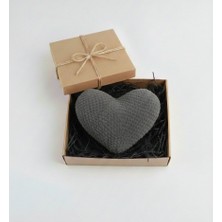 Kadife El Örgüsü Kalp Yastık – Dekoratif Tasarım, Özel Kutulu