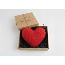 Kadife El Örgüsü Kalp Yastık – Dekoratif Tasarım, Özel Kutulu