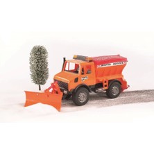 Urfakent Mercedes Benz Unimog Kar Temizleyici ve Tuzlayıcı
