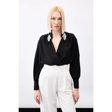 Sateen Aksesuar Detaylı Bodysuit Bluz - Siyah