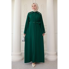 inStyle Üçgen Yaka Taşlı Zümrüt Yeşili Abaya