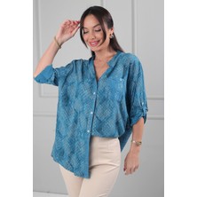 By Saygı Kadın Pul Detaylı Tek Cepli Ithal Baskı Desen Viskon Oversize Gömlek