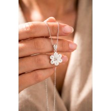 Silvera Telkari 925 Ayar Gümüş Papatya Çiçeği Elişi Midyat Telkari Kolye ST414