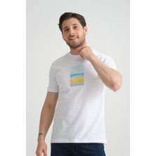 Beyaz Erkek T-Shirt %100 Pamuk Minimalist Tasarım Regular Kalıp Baskılı S