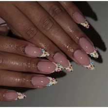 Özgürce 24 Lü Naıl Art Kabartmalı Renkli Protez Tırnak Seti