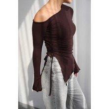 Qu Style Omzu Açık Kahverengi Bluz
