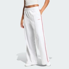 Adidas Sportswear KC3935 Seasonal Essentials Colourpop Pants With Embroidered Graphic