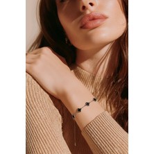 Kadın Gümüş Renkli Paslanmaz Çelik 5’li Siyah Yonca Şans Bilekliği