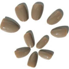 Özgürce Pratik ve Güzel Takma Tırnak Seti ile Kendini Şekillendir