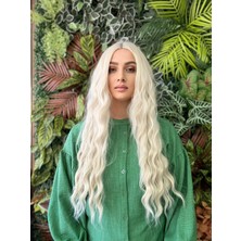 Aura Peruk Yoğunluğu Şahane Olan Muhteşem Renkteki Özel Vip Dalgalı Modelimiz