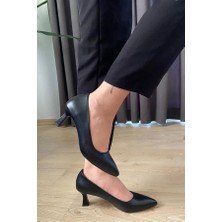 Difolia Kadın Siyah Cilt 6 cm Ince Topuklu Stiletto