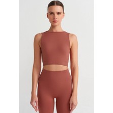 COMEUP Kolsuz Rib Dokulu Crop Top Kil Kırmızısı Poliamid Yaka Bisiklet L Beden