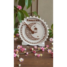 Krh 3D Print Ramazan Takvimi Masaüstü Dekoratif Geri Sayım Panosu Hilal ve Fener Figürlü Ahşap Görünümlü Tasarım