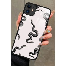 Snacase  Apple iPhone 11 Uyumlu Yılan Tasarımlı Parlak Silikon Kılıf