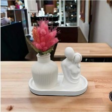 Bernami Mevlüt Pinterest Dekoratif Çizgili Pampas Vazo, Sarılan Çift Figürü ve Yatay Stand