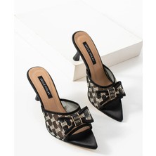 Kadın Siyah File Fiyonk Detaylı Sivri Burun Topuklu Terlik Lojo