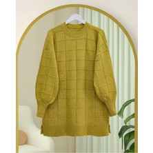 Moda Morfo Kare Desenli Yırtmaçlı Yumoş Triko Tunik -Yağ Yeşili