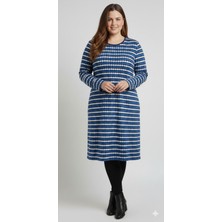 Esso Butik Kadın Büyük Beden Mavi Beyaz Çizgili Jakarlı Viskon Elbise - Tunik