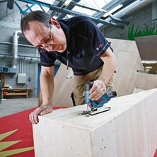 Karokstore Professional Gst 12V-70 Akülü Dekupaj Testere (12 Volt, Solo, 1.500-2.800 Strok/dak, Ahşapta Kesme Derinliği: 70 Mm, Karton Kutuda)