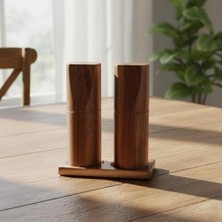 Karokstore %100 Doğal Akasya Ahşap Tuzluk Biberlik Seti | Full Ahşap Standlı 2'li Baharatlık | Kırılmaya Dayanıklı ve Sağlıklı Sofra Takımı