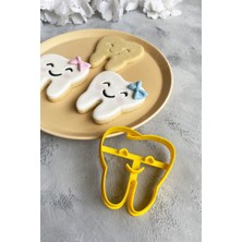 Cestopieno Sarı Diş Kurabiye Kalıbı 8 x 8 cm Doğada Çözülebilen Malzeme ile Üretilmiştir