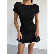 Kadın Kayık Yaka Kısa Kollu Eteği Olan Detay Dalgıç Kumaş Mini Elbise