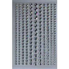 Özgürce Parlak ve Şık Yüz Süsleme Taşı Sticker, Güzelliğinize Doğal Dokunuş